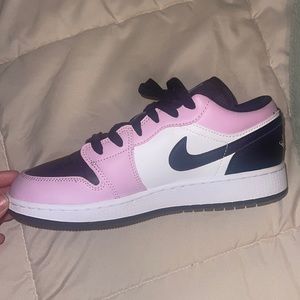 Air Jordan 1 Low GS Light Arctic Pink